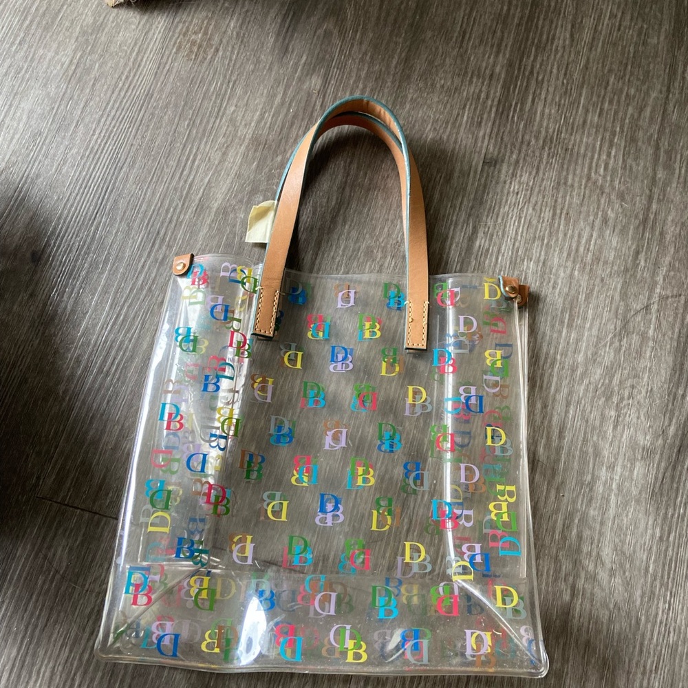 dooney and bourke lunch bag